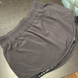 Lulu lemon skirt, built in shorts w/ pockets